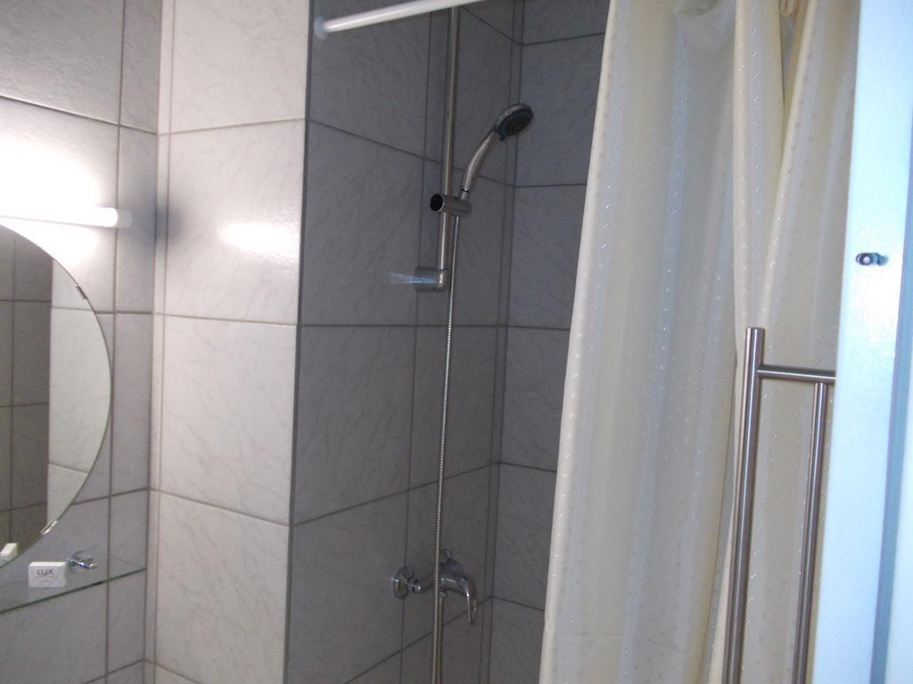 Hotel Im Bahnhof Пассау Номер фото